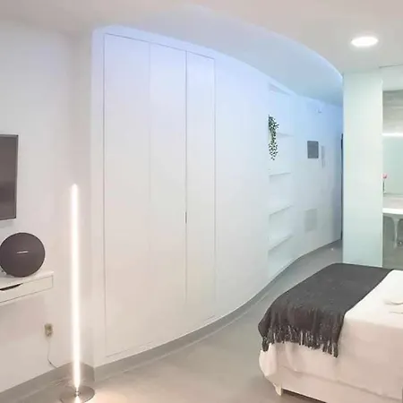 Apto Estudio Diseno Funcional Balcon Vistas Playa Апартаменты